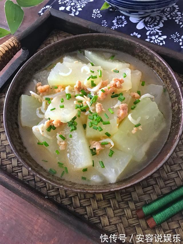 夏天，吃大鱼大肉不如喝此汤，清热解暑，鲜美营养，老少皆宜