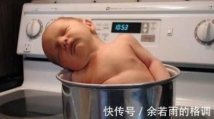 搞笑|搞笑宝宝系列:终于找到一个舒服的窝,就让宝宝睡到天荒地老吧