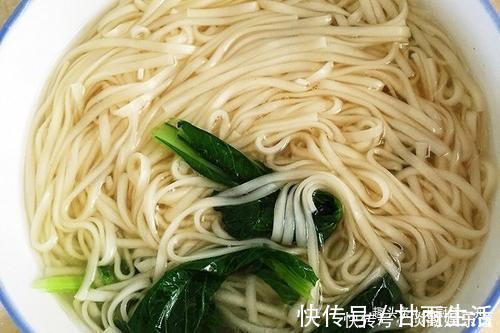 精盐|清汤面,面条直接煮就错了,难怪不筋道不好喝,大厨这样做才对