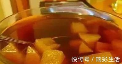膳食纤维|每天用苹果煮水喝,坚持了7天,身上发生了3个变化