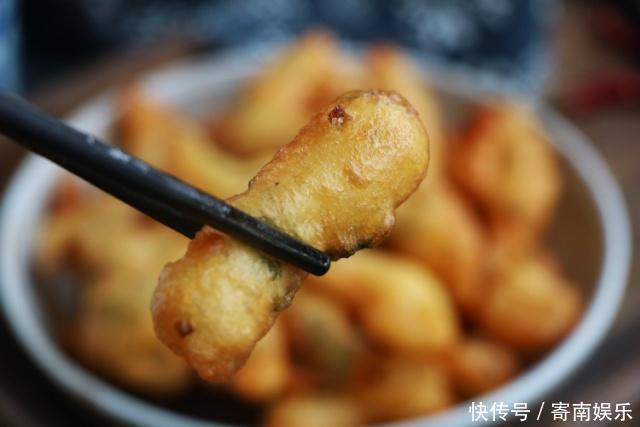 面糊|可以和油条媲美的早餐，面粉挤一挤炸一炸，香酥脆爽