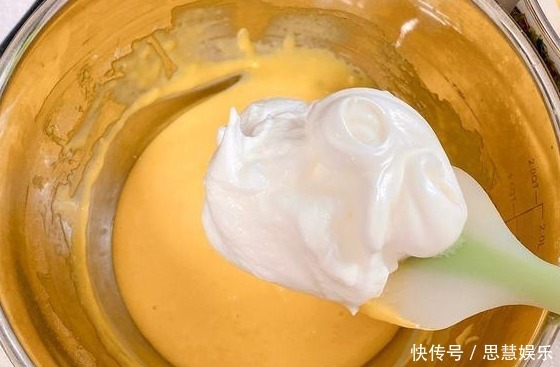 用电饭煲做的蛋糕就是好吃,今天又尝试新做法,看怎么做的呢?