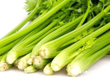 养颜|女性不想过早衰老,可以多吃3种食物,排毒养颜,有益健康!