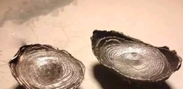 古代“一两银子”现在值多少钱?看到后才知道和珅竟然如此有钱!