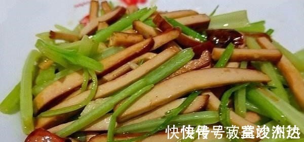 常吃|在怀孕时期,这些食物孕妇要尽量常吃,能提升孕酮水平,别错过了!