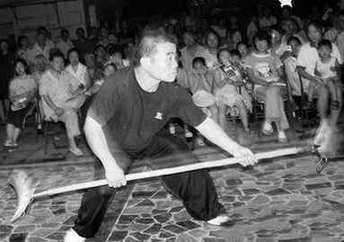 宋文华|身高矮小遭人嘲笑, 饰演的武大郎却深入人心, 真实身份让人想不到