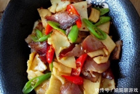 开春后，再贵也要吃的蔬菜，过季就没了，孩子常吃可增强免疫力