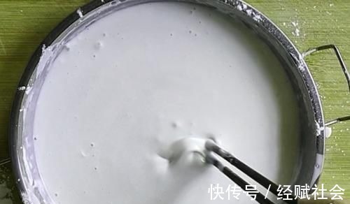 教你在家做糯米果，不煎不油炸，口感软糯，甜甜的好好吃