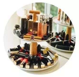 什么口红显白显气质特别适合春夏使用？超显温柔的新年口红测评