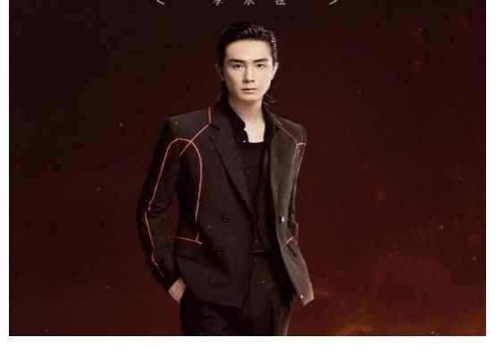 趙文卓|《哥哥》衍生節(jié)目成李承鉉專場，戚薇存在感強(qiáng)，無效營業(yè)讓人逆反