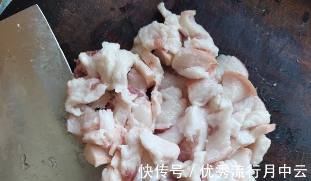 一块豆腐，两道菜，10元左右，小老百姓的小日子，就这么造！