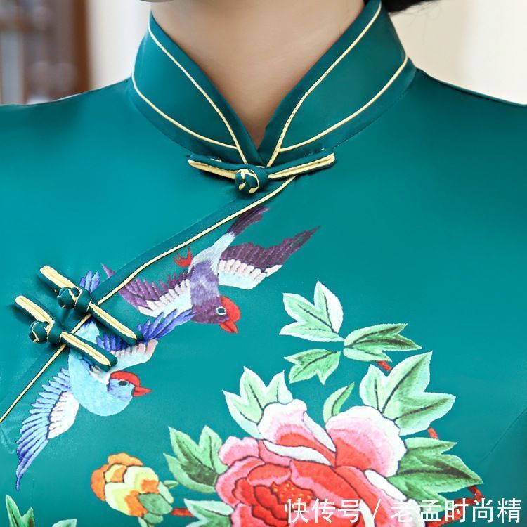 蕾丝 穿旗袍的女人更能显姿态,让人从头到脚都有气质