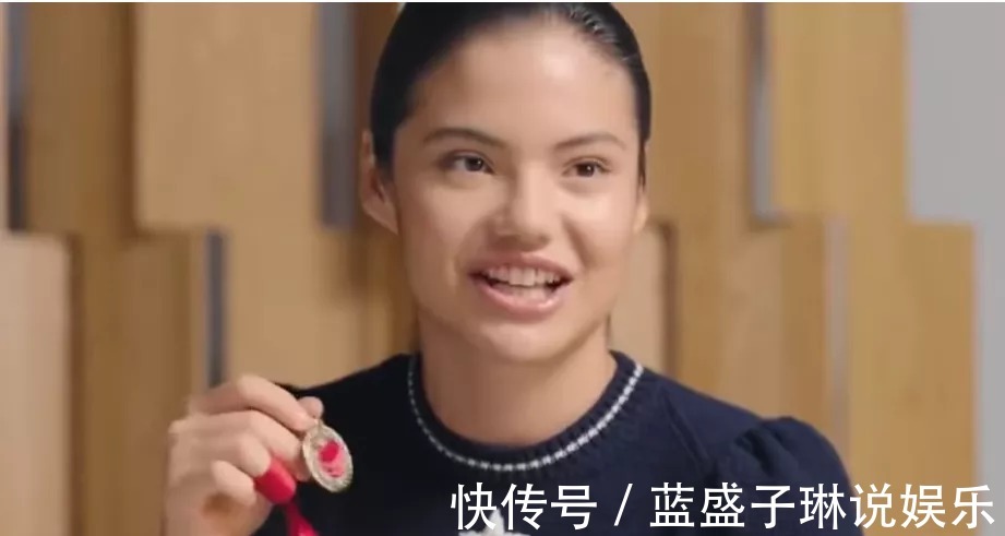 包包|拉杜卡努的迪奥包包里都装了些啥!