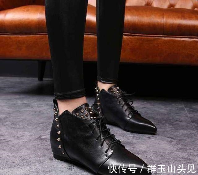 底鞋|走在悠然时光里,平底鞋穿着舒服,也能穿出高跟鞋的好身材和气场!