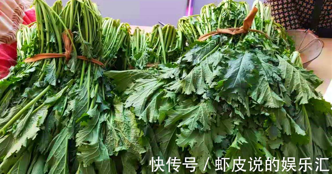 腌雪里蕻时,最忌直接加盐腌,用这个方法腌,味道香,特入味