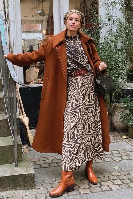  流行|“马丁靴”失宠了？“大衣＋这双鞋”正流行，时髦又显高！