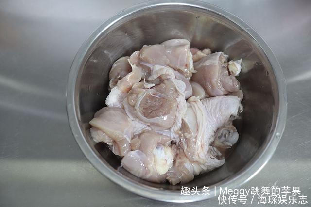 秋天|秋天进补我家常吃一道菜,价格不贵还很香嫩,饭店大菜家里轻松做