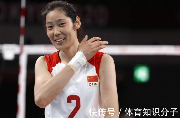 手术|无奈！女排队长朱婷手腕手术仍未安排，本人亲自回应手术延迟原因