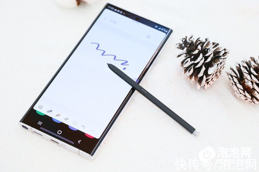 xy s22|三星Galaxy S22 Ultra快速上手体验：内置S Pen的新一代机皇