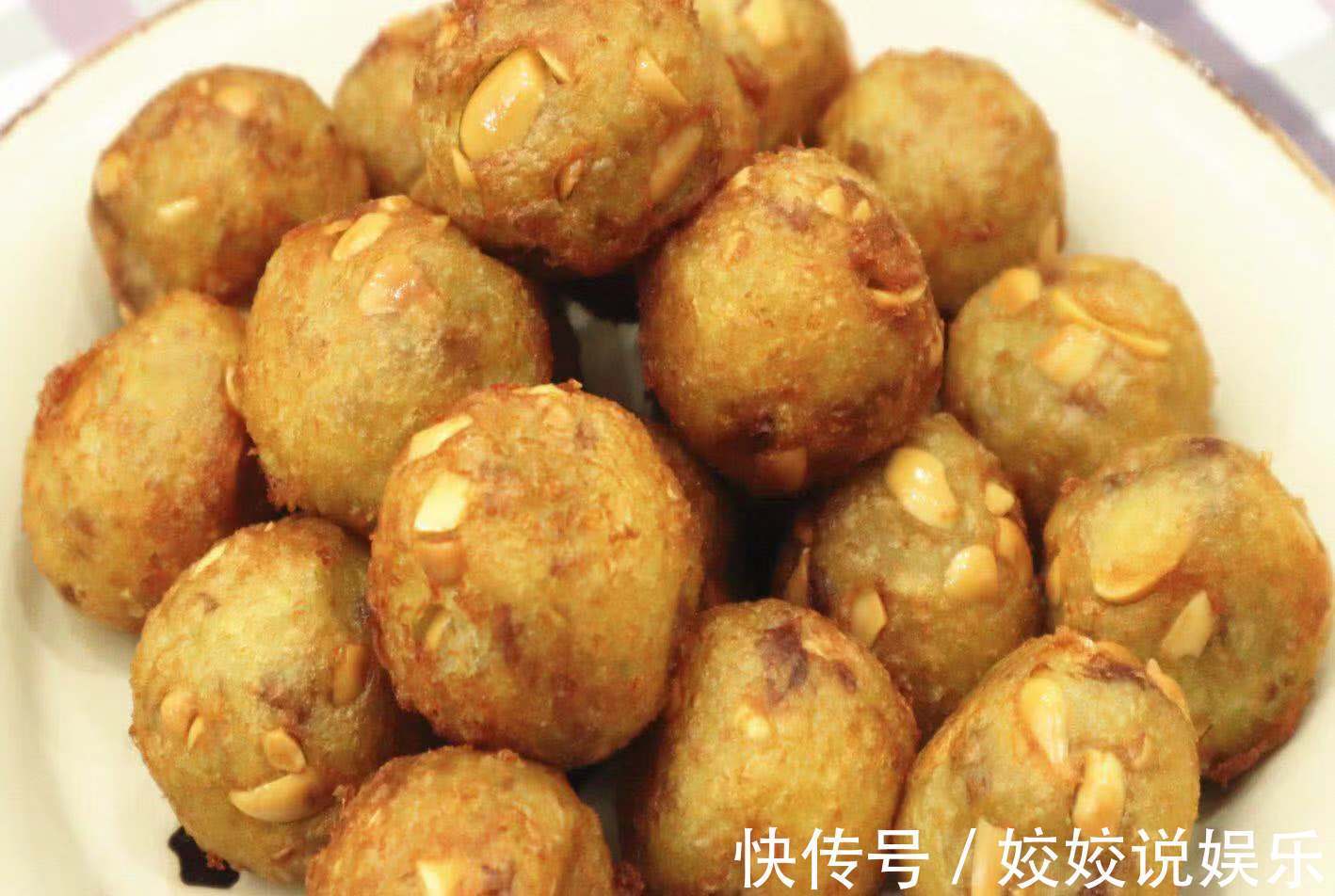 原来土豆和花生米可以这么吃，颜值虽不高，但味道却真的意想不到