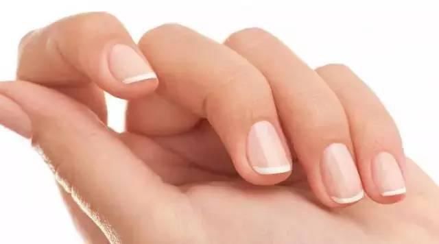 脱发|早上还是晚上洗头好?原来一般人都搞错了