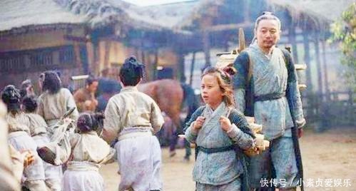 不孝|孔融四岁懂得让梨,成年后却因“不孝”被曹操所杀,原因让人深思