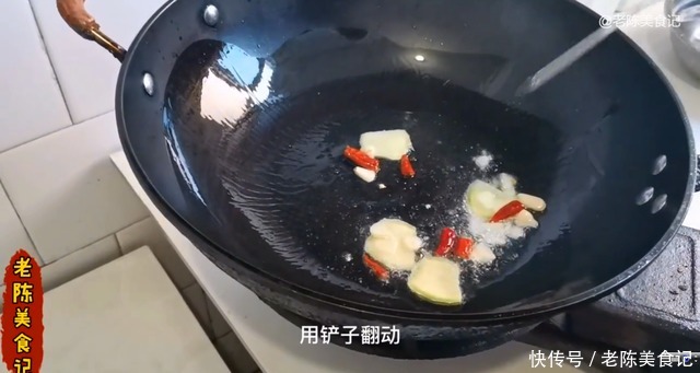 原汁原味的黄豆芽才美味，做法简单易上手，吃得汤汁不剩