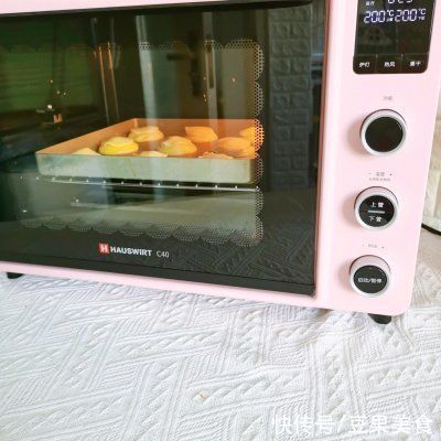 别怪我没提醒你，这道酥皮泡芙一吃就上瘾