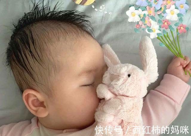 宝妈|宝宝每天摸着妈妈才能睡着,是心理有问题吗?需要戒掉吗?