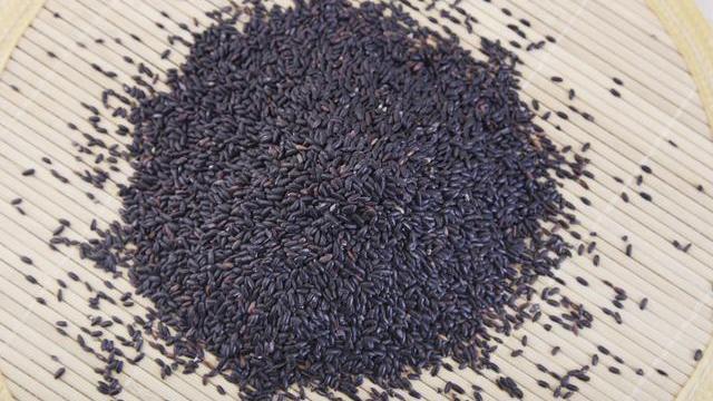 女性朋友|子宫好的女人，晨起上厕所时，通常有3个“共性”，希望你也如此