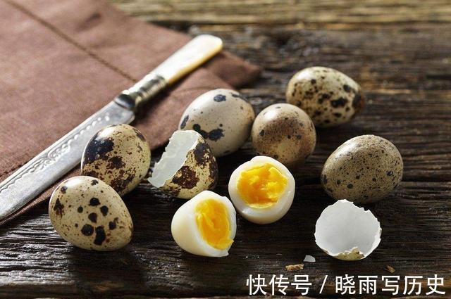毛蛋|鸡蛋、鸭蛋、鹅蛋、鹌鹑蛋,哪种更健康?医生:这3种蛋建议少吃