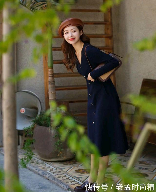 中筒|搭配各种中筒牛仔裤,效果也很不错,休闲感十足,活泼可爱