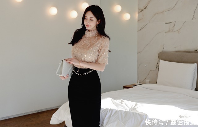 束腰|最美孙允珠：琳琅光鲜亮片雪纺衫搭配质感束腰包臀裙
