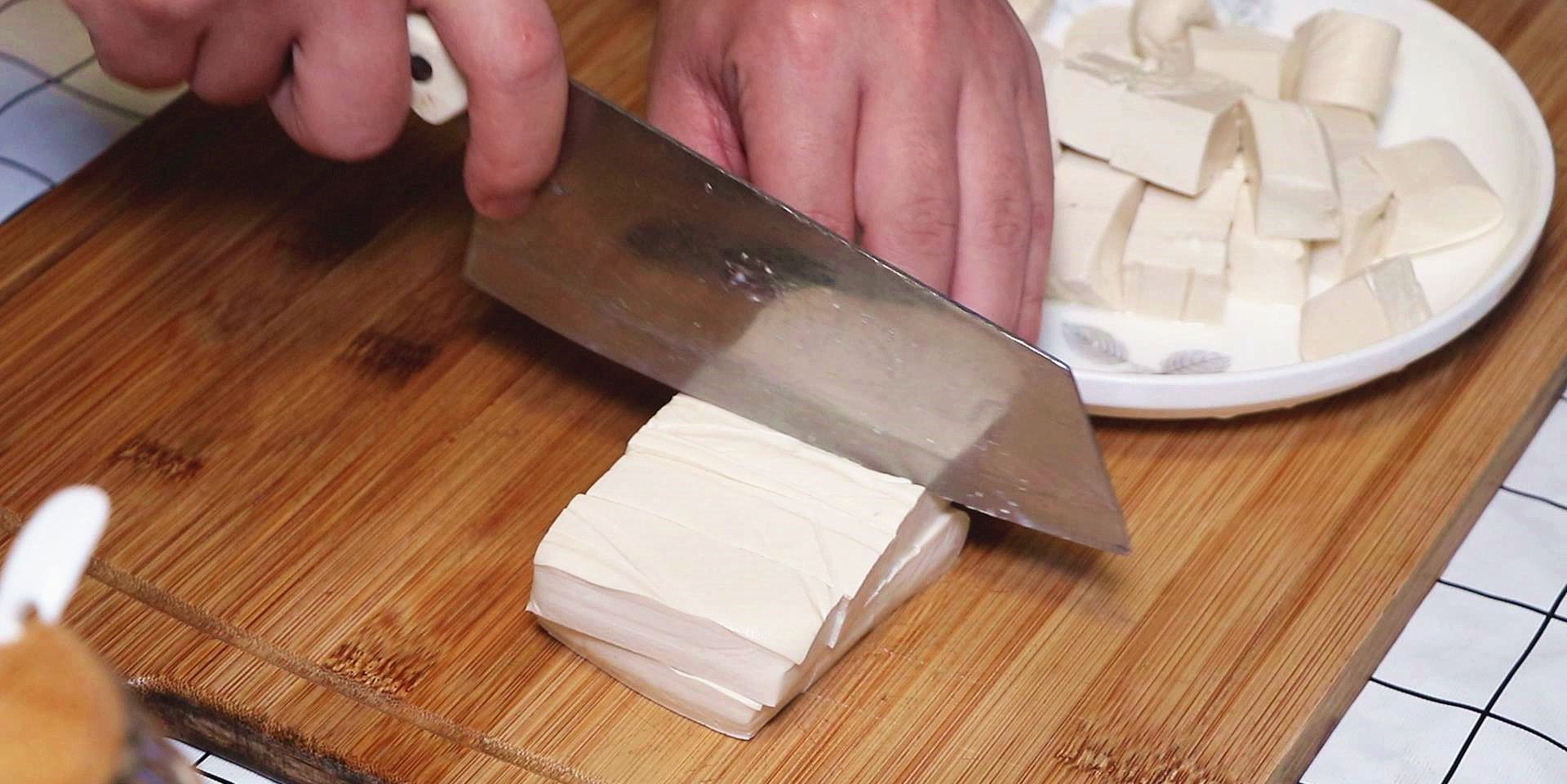 做法|豆腐最好吃的做法,我家隔天就做一次,每次都不够吃,超解馋