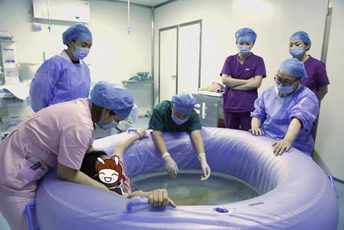 无痛针|“一秒天堂”的无痛分娩,为何很少有孕妈选择?背后原因让人无奈