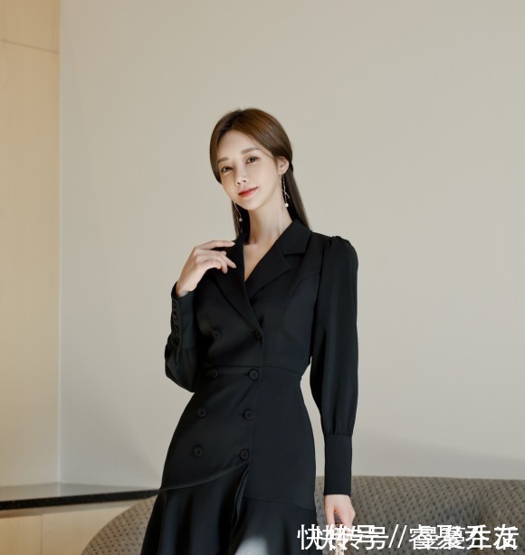 爵士&晴天美图:孙允珠,爵士格调沉韵暗曦百褶西装裙