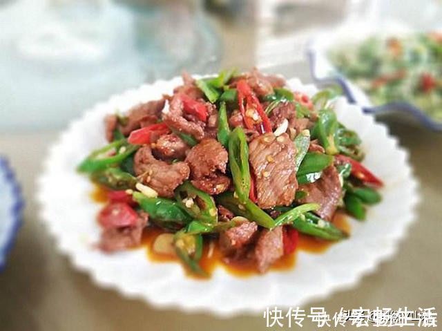 鹌鹑蛋|父亲节聚餐不用愁，教你12道菜做法，荤素搭配开胃好吃，家人爱吃