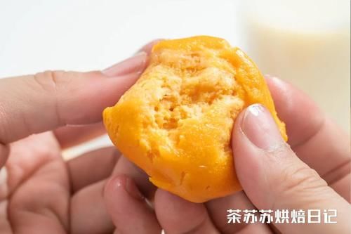 养胃奶香红薯饼，简单煎一煎就好！香软还管饱，老人小孩都爱吃！