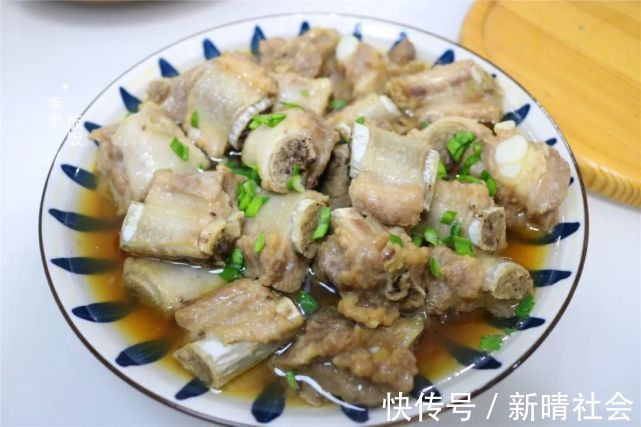 红烧|蒸排骨要试试,比红烧简单,鲜嫩入味又多汁,好吃零失败