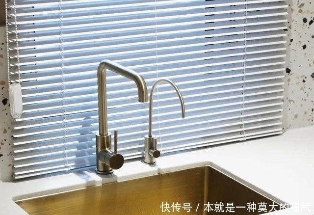 改装|住了3年的家,发现厨房水槽5个痛点,这样一改装,台面清清爽爽