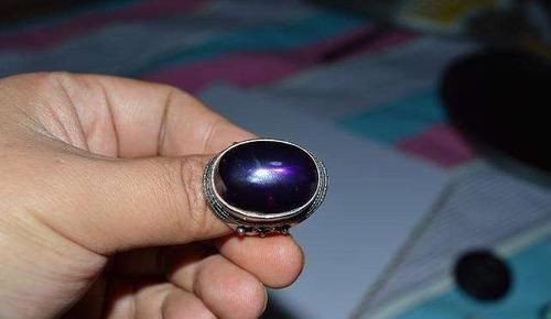 看似|这些宝玉石看似普普通通,实则克价都上万