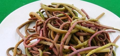 柿子|中年人推荐多吃3种食物，美容养颜、滋润肌肤，好处多多！