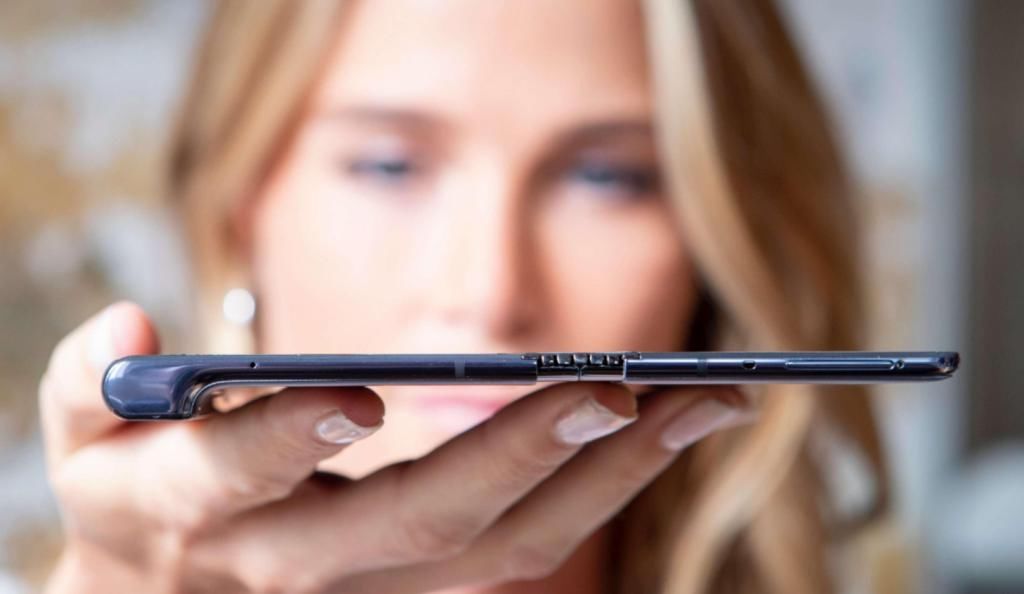 华为|华为年度最正确的决定！荣耀独立后新机曝光，麒麟芯片得以延续？