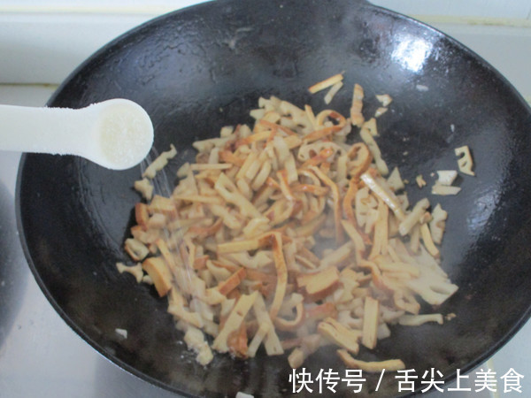 莲藕|胃不好的人要吃它，坚持每周吃2次，养胃最有效，还能修复胃粘膜