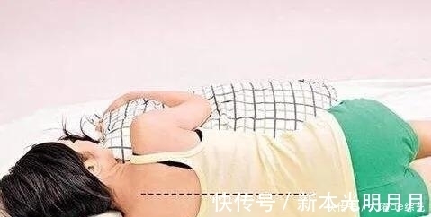 颈椎|预防颈椎病,睡眠姿势很关键,听听医怎么说