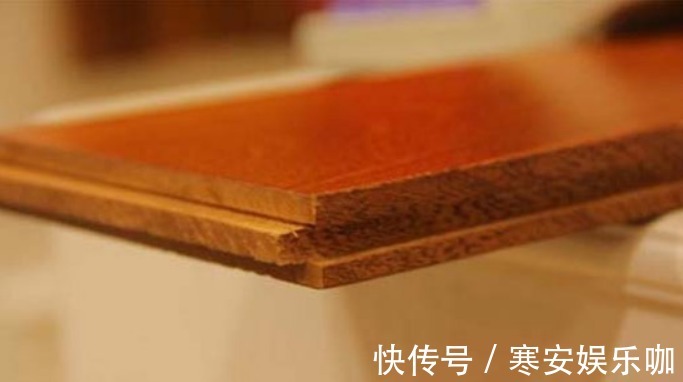 老师傅|地板泡水怎么办?学会老师傅的处理办法,及时挽救家里地板