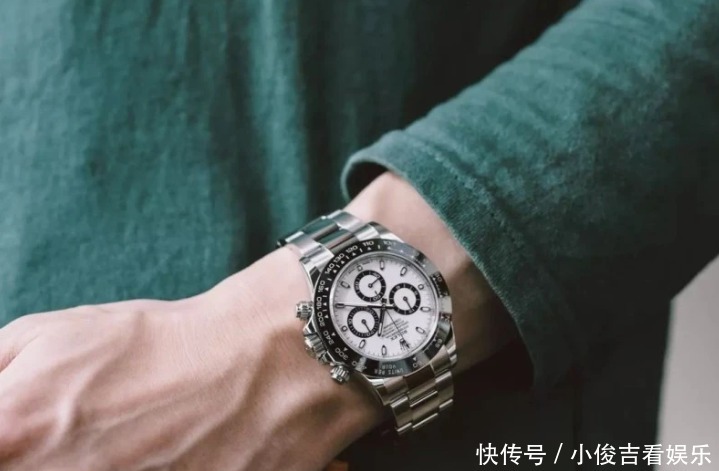 黑白蓝|劳力士颜值最高的手表是谁？绿水鬼还是熊猫迪