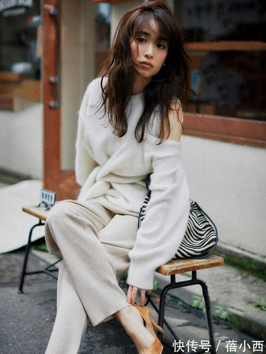 博主|优雅的日本女人都爱穿针织衫,懂得配色和搭配技巧,简直美呆了!