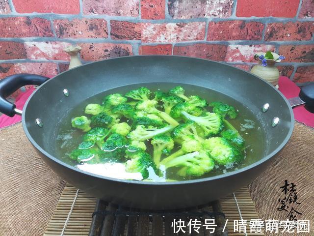 焯水|8种要焯水才能吃的食材，很多人做错，为了家人，可不能轻视