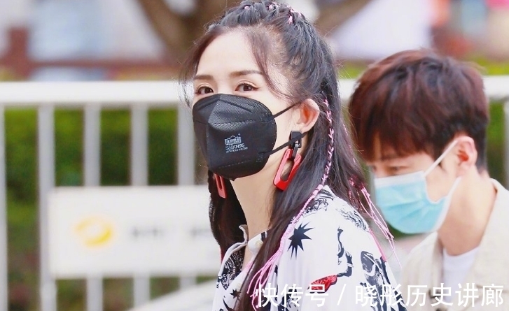 时代|谢娜回归《快本》,快乐家族却迎来人员变动,彻底告别5人时代